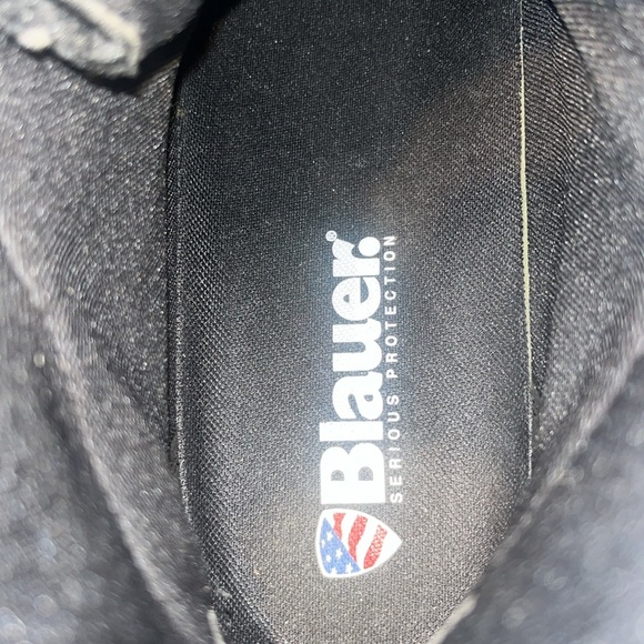 These are like brand new quick release and quick tie up! - Picture 11 of 13